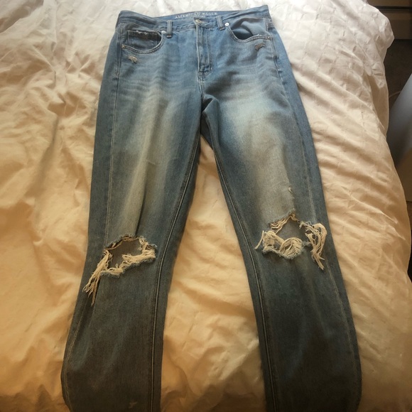 Loose mom style jeans. Tall in length - Picture 2 of 3